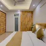 The Lodgers Luxury 1 Bhk Serviced Apartment In Gurugram Near Millennium City Centre Metro