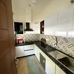 Entire House On Golf Course Road