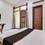 Collection O Green Plaza Near Inox Gurgaon Dreamz