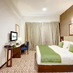 Hotel 91 Golf Course Road