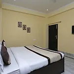 Collection O Shan Residency
