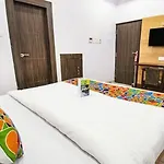 Fabhotel Golden Leaf