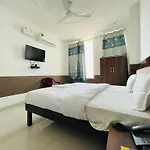 Hotel Dolphin