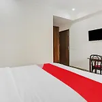 Hotel O Unicorn Rooms Near Omaxe Celebration Mall