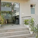 Super Townhouse Sector 53 Golf Course Road