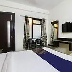 Spot On Hotel Grace Near Star Mall