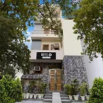 Super Hotel O Sector 52 Gurgaon
