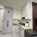 Street Studio By Lime Tree Hotel Sector 51 Gurgaon
