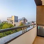 Lime Tree Luxury 2Bhk Serviced Apartment Near Artemis Hospital Gurgaon