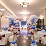 Hotel Grand Manor