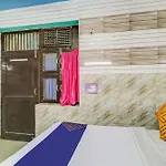 Spot On Maa Gyatri Guest House