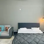 Upshelters