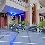 Amrit Villa Hotel And Banquet Medanta Hospital Medicity