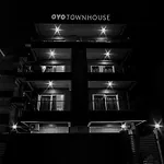 Super Townhouse 158 Near Netaji Subhash Marg Near Appu Ghar