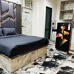 Vibe Communal Stays