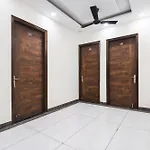 Collection O Green Leaf Residency