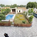 Gobravo 11 - 6Bhk Farm With Pool And Garden - Gurgaon