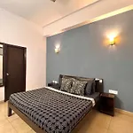 Cozy Room With Attach Washroom On Rajiv Chowk