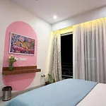 Calm Canopy 1Bhk With Pvt Balcony & Kitchen
