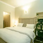 Posh 1Br Apartment In Gurugram With Club Facilities