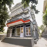 Townhouse 330 Dlf Phase-2 Near Leisure Valley Park
