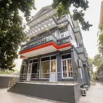 Townhouse 330 Dlf Phase-2 Near Leisure Valley Park