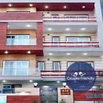 Fabhotel Indian