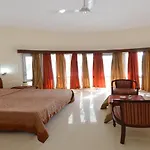 Saras Tourist Resort