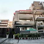 Townhouse Unitech Cyber Park Gurgaon Near Omaxe Celebration Mall
