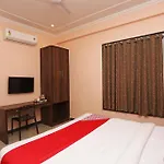 Hotel O Vaas One Thirty Two