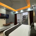 Collection O Sector 33 Gurgaon