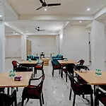 Townhouse Akshay Hotel