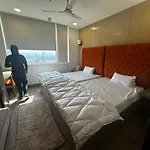 Luxury Living Expert Fully Furnished Apartments