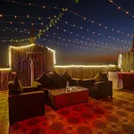 Super Townhouse Tipsyy Near Bestech Central Square Mall