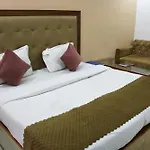 Vinayak Stay Sector 43