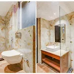 Super Townhouse Oak Udyog Vihar