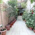 Oyo Premium Dlf Plaza