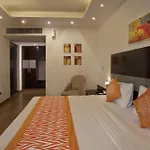 Oyo Premium Dlf City Club