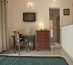 Oyo Apartments Dlf Phase 4