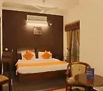 Fabhotel Dee Novo Phase 1