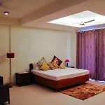 Hotel Mayarch Premium