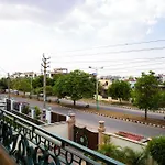 Fabhotel Istay Serenity Manesar