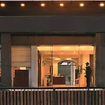 Hotel Haut Monde
