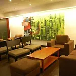 Red Earth Hotel
