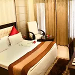 Oyo Premium South City I