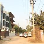 Oyo Rooms Cyber Park II