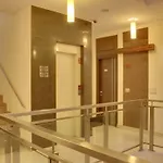 Oyo Premium Cyber Hub