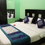 Oyo 6895 Hotel Cybercity Rooms & Suites
