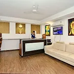 Hotel Callista Inn Golf Course Road