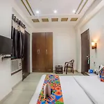 Fabhotel Mannat Residency Sec 52